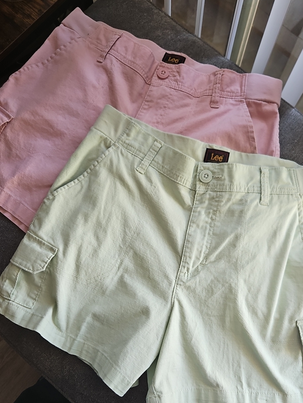 Lee Comfort Waist 4.5-5" Cargo Shorts Bundle (2 Pairs) - Size 10